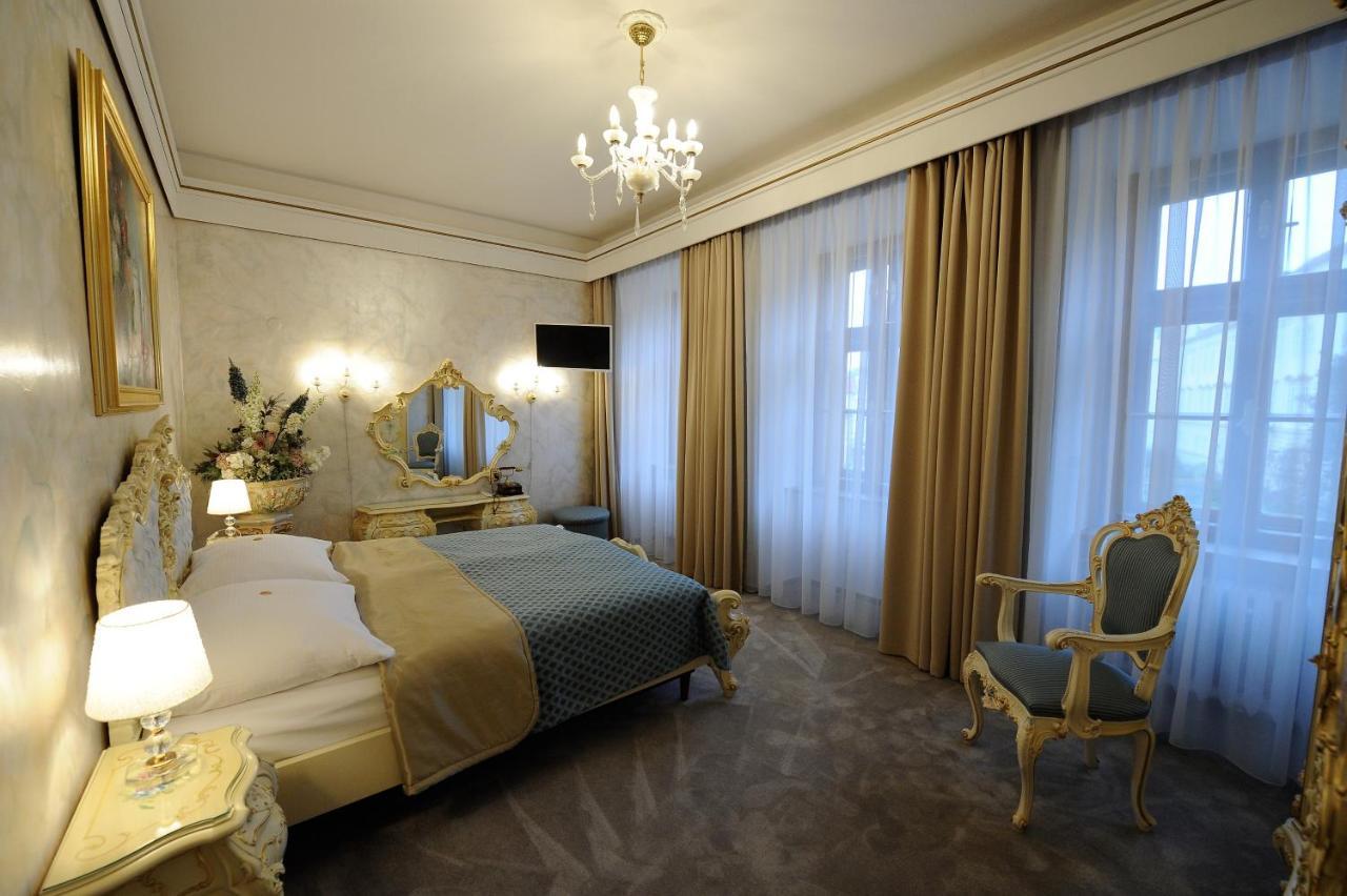Hotel Prince De Ligne Теплице Экстерьер фото