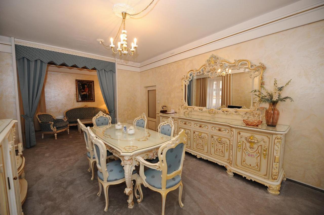 Hotel Prince De Ligne Теплице Экстерьер фото