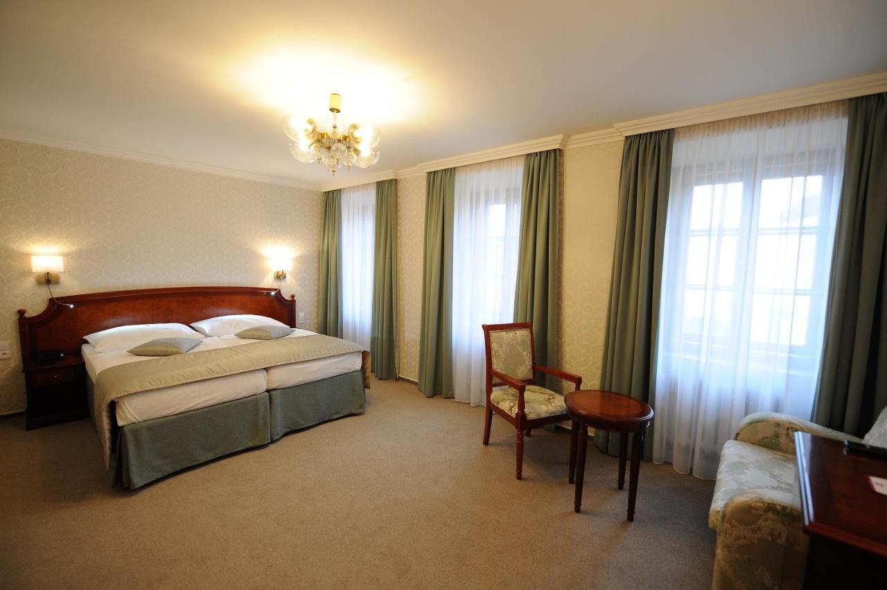 Hotel Prince De Ligne Теплице Экстерьер фото