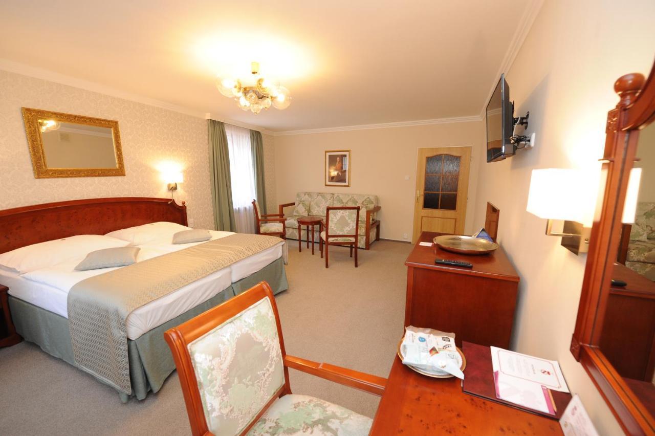 Hotel Prince De Ligne Теплице Экстерьер фото