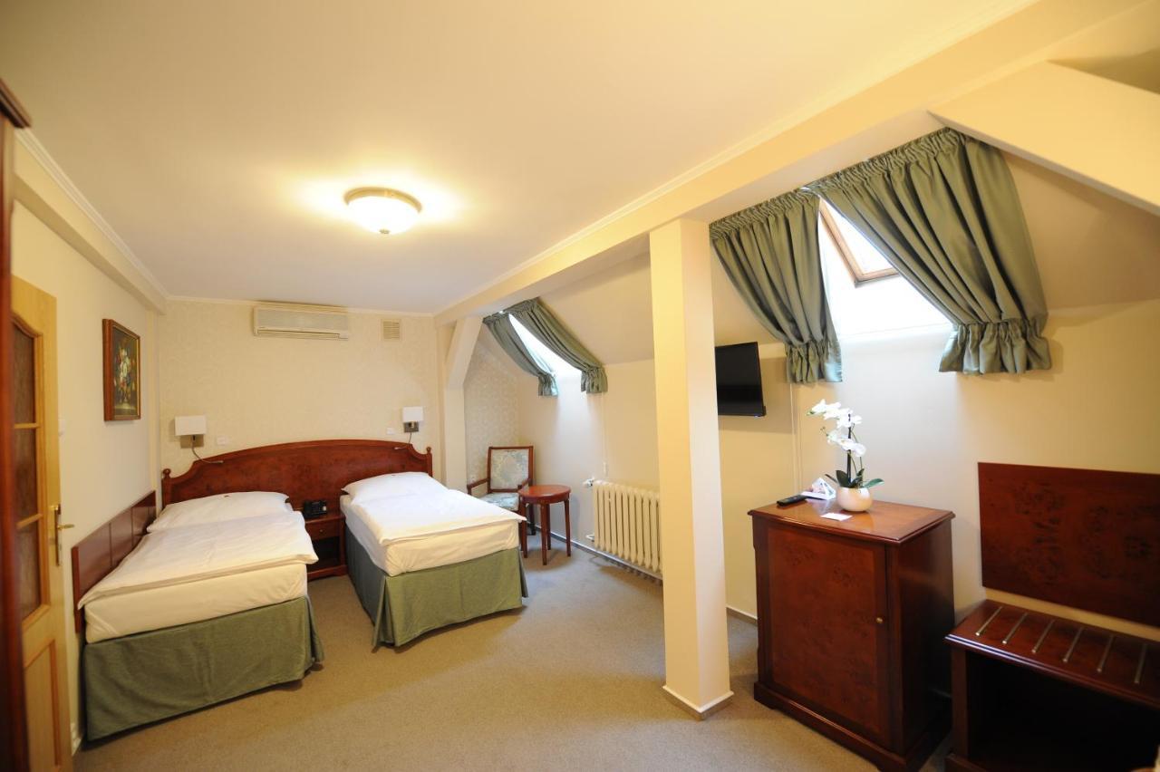 Hotel Prince De Ligne Теплице Экстерьер фото