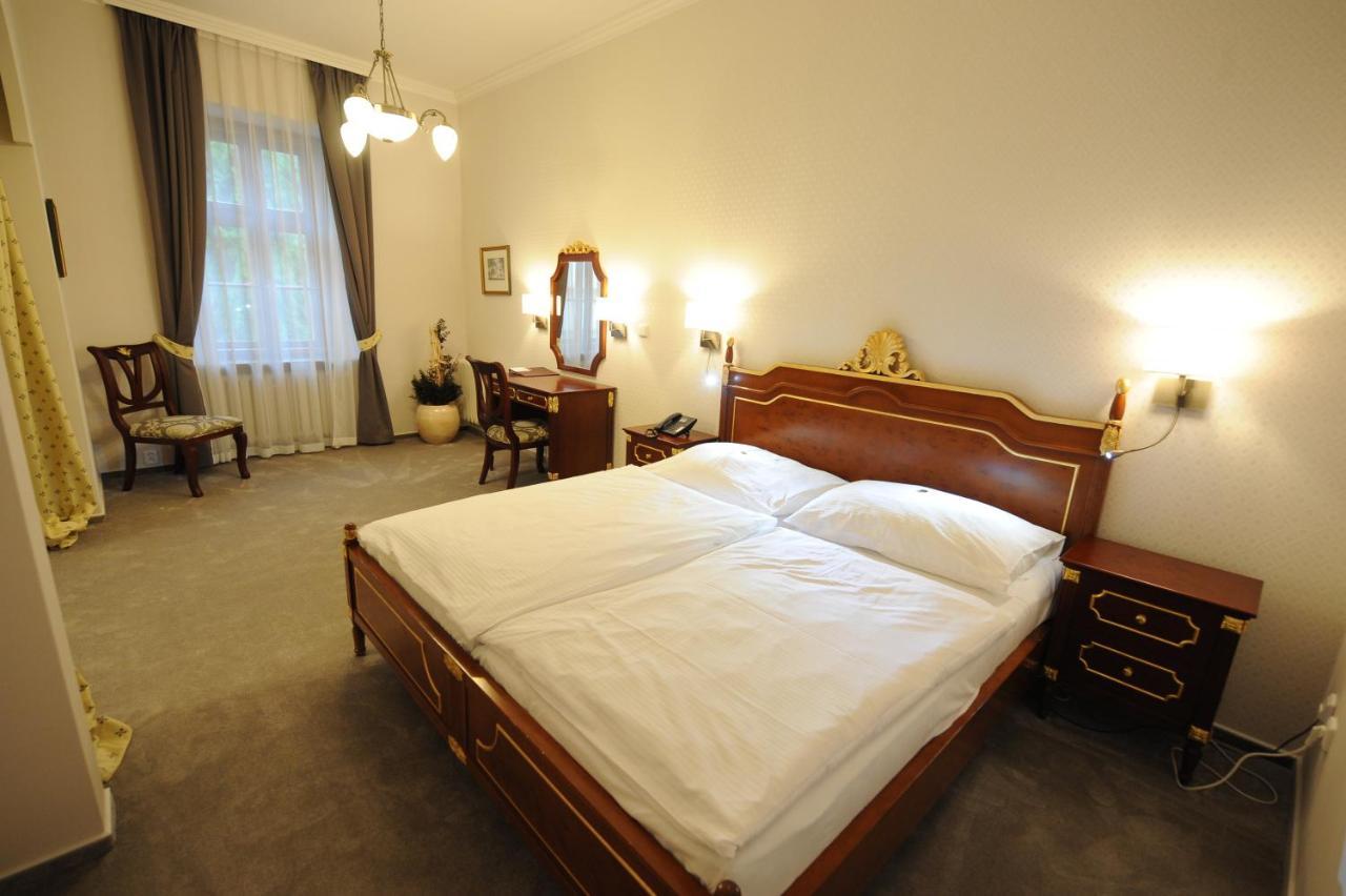 Hotel Prince De Ligne Теплице Экстерьер фото