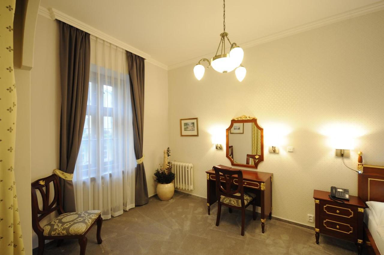 Hotel Prince De Ligne Теплице Экстерьер фото