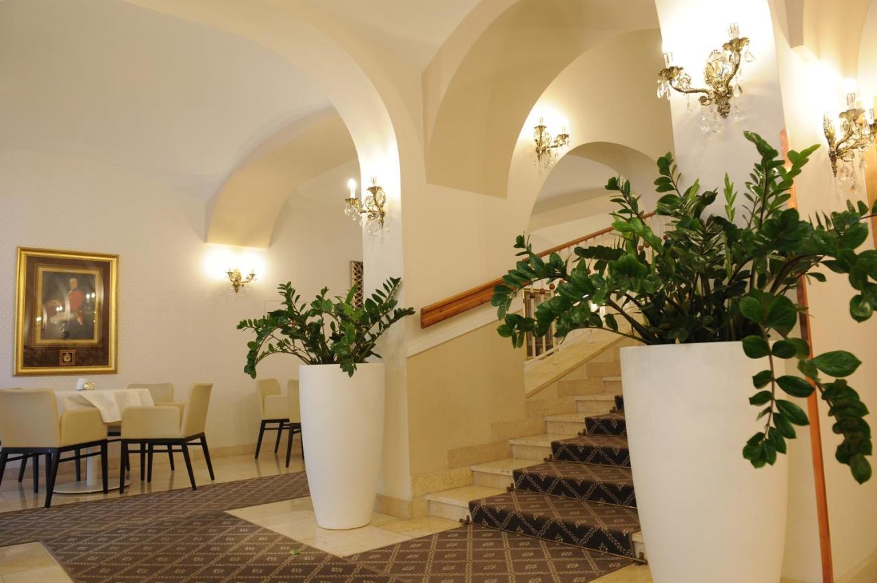 Hotel Prince De Ligne Теплице Экстерьер фото