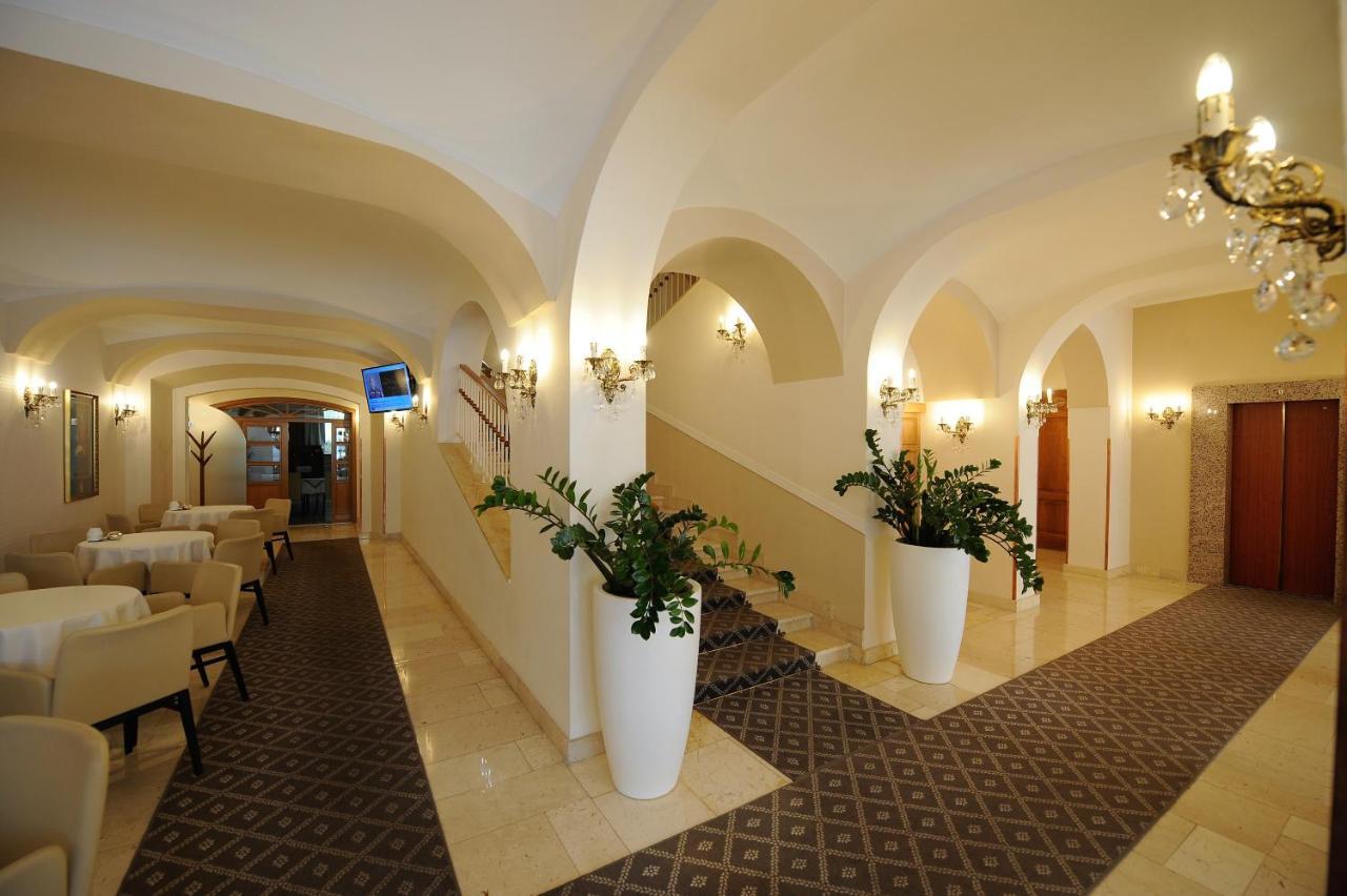 Hotel Prince De Ligne Теплице Экстерьер фото