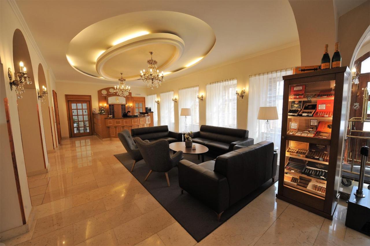 Hotel Prince De Ligne Теплице Экстерьер фото