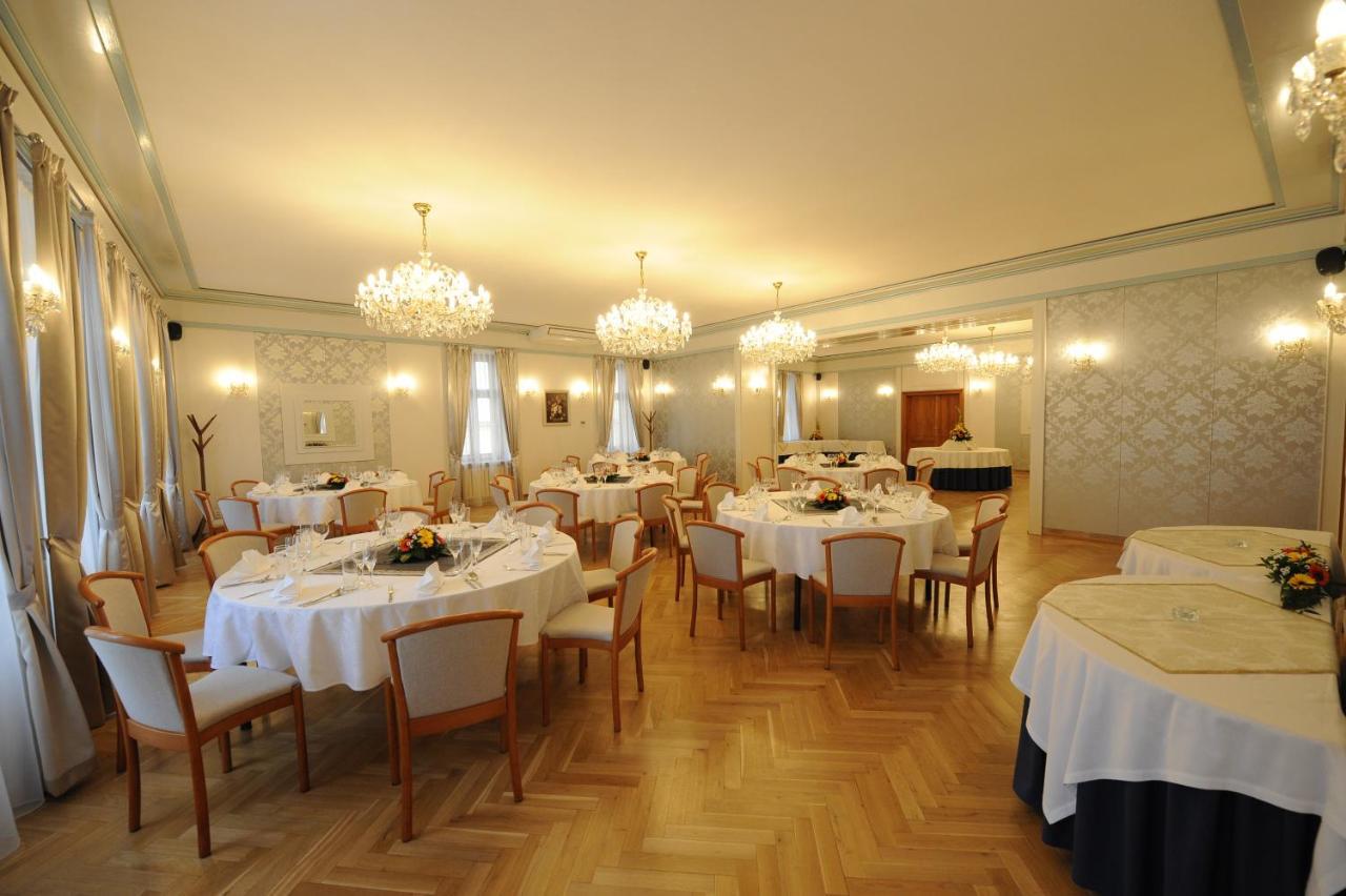 Hotel Prince De Ligne Теплице Экстерьер фото